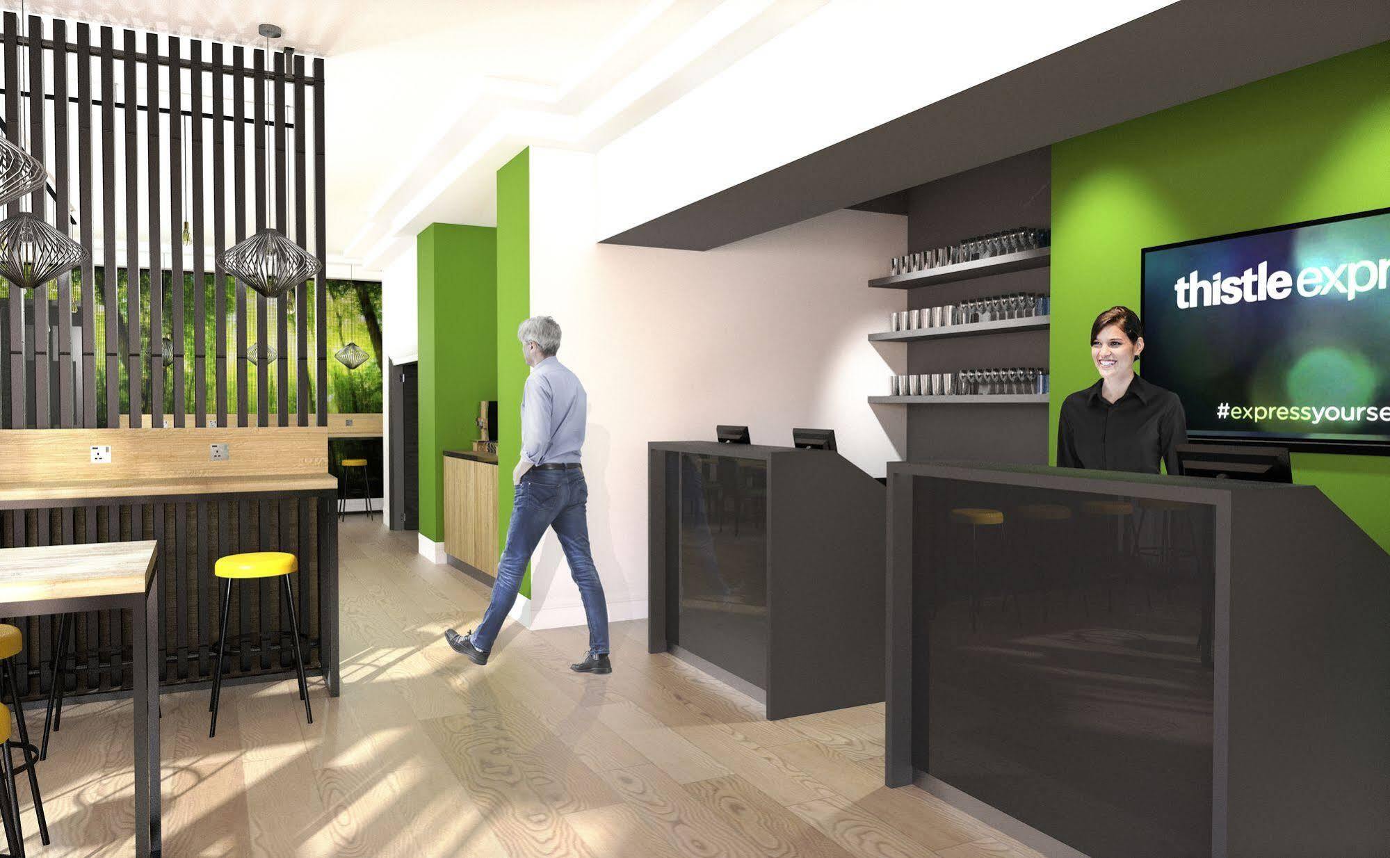 Thistle Express Swindon Exterior photo